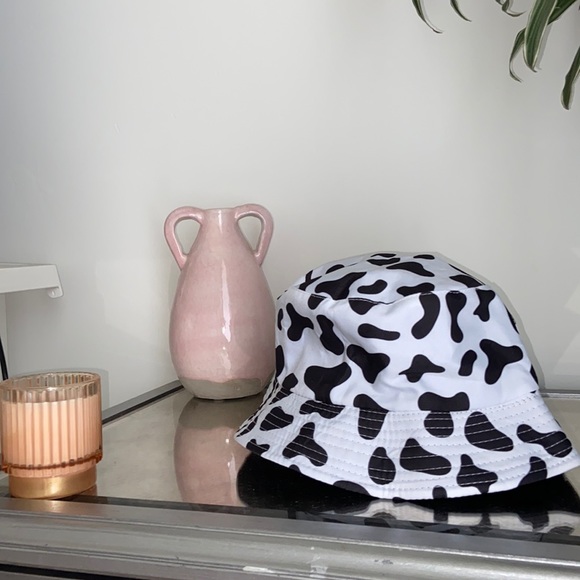 Cow Print Bucket Hat - Picture 2 of 4